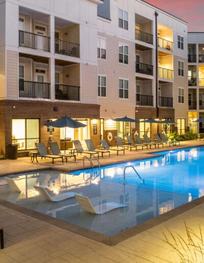 Luxury One & Two Bedroom Apartments For Rent-Elevate 114